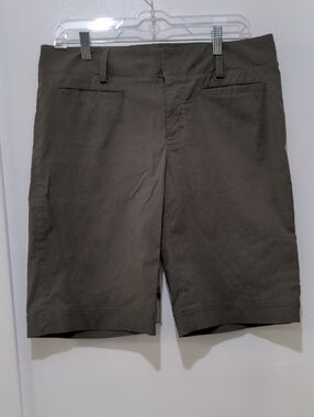 VGUC Athleta Bermuda Shorts
